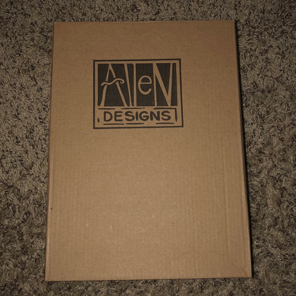 Allen Design vintage camera clock